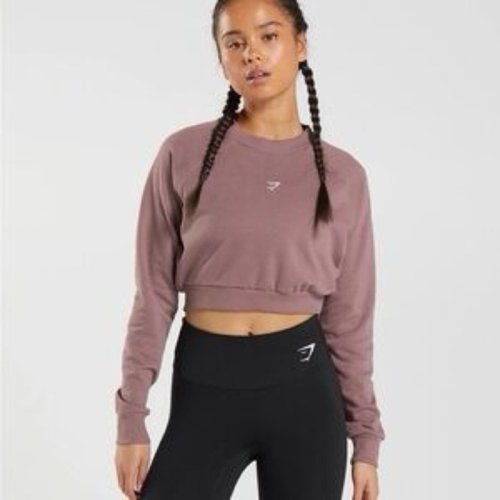 Gymshark- TRAINING CROPPED SWEATER in size Small